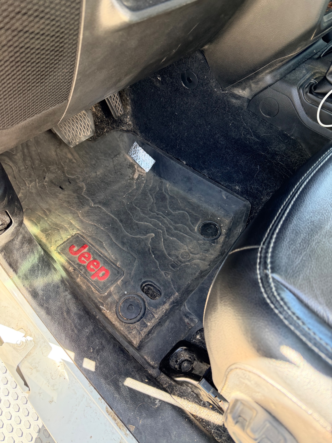 Interior Reset — Jeep Wrangler before
